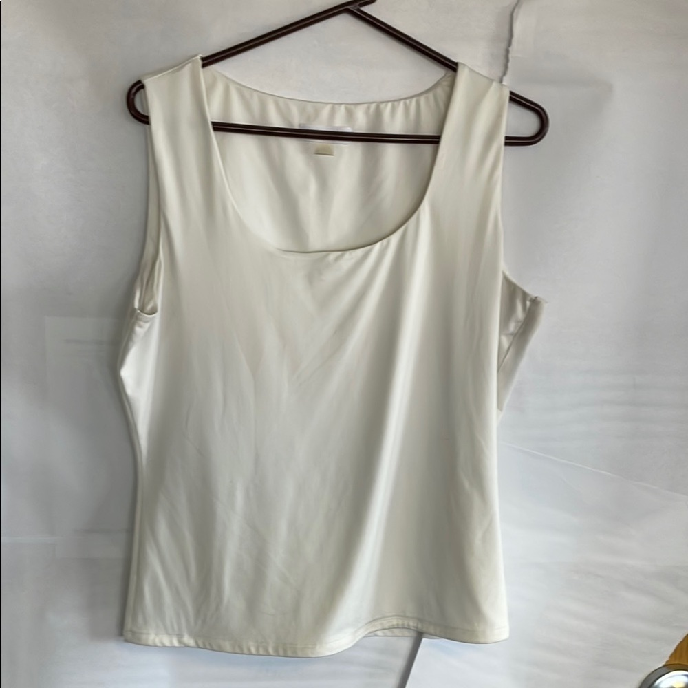 Elegant White Sleeveless Top